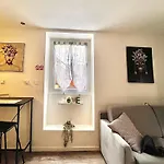 Appartement Joli T1 Avec Terrasse Proche Des Thermes Royat