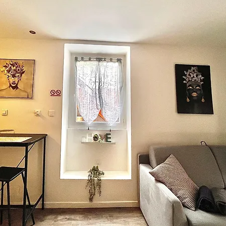 شقة Joli T1 Avec Terrasse Proche Des Thermes رويات