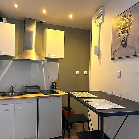 Joli T1 Avec Terrasse Proche Des Thermes Apartment *